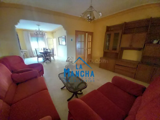 *95.000€* inmobiliaria la mancha vende preciosa casa de 3 habitaciones en el pueblo de Barrax ( Albacete ). — 2