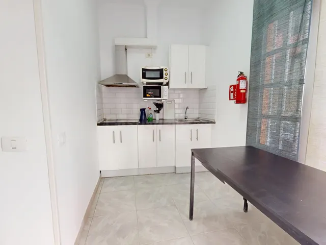 A UN MINUTO DE LA PLAYA! PISO CON DORMITORIO INDEPENDIENTE Y - foto 5
