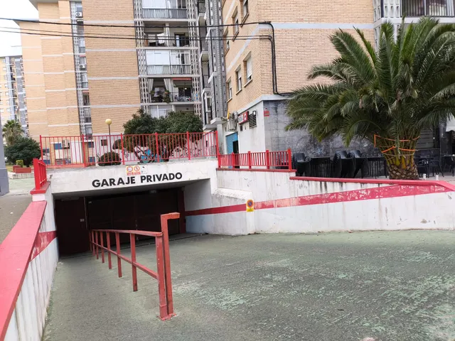 Se Vende amplio Garaje en La Bombarda — 8