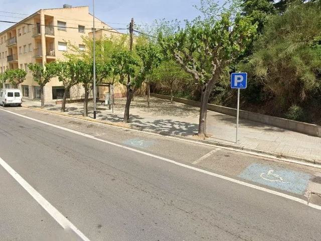 Amplio local alquilado para inversores en zona Bóbiles de Piera — 17