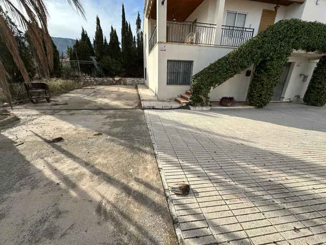 Magnifica casa  con terreno en el casco urbano — 36