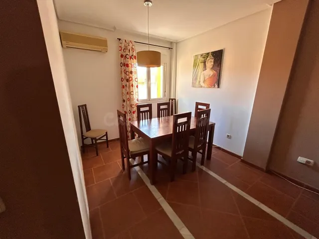 ADOSADO, Parking, Patio y Solarium - foto 4
