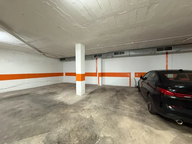 OPORTUNIDAD DE INVERSIÓN – 3 PLAZAS DE GARAJE EN EL CENTRO DE TORREVIEJA, A 500 M DEL PUERTO!!!! — 10