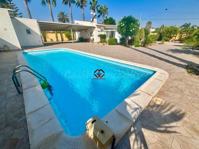 Chalet independiente con gran parcela y piscina en San Javie - foto 3