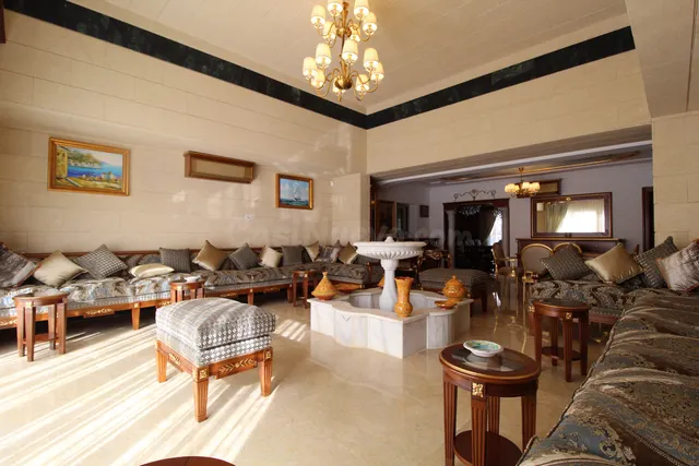 Chalet 8 habitaciones 900m² en venta - Marbella - foto 5