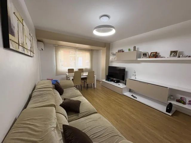 Vivienda totalmente con Ascensor reformada de 3 habitaciones, muy bien equipada y junto a la Alameda — 18