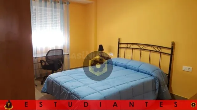 EST/ Bonito piso ESTUDIANTES de TRES dormitorios en Plz. Tor - foto 3