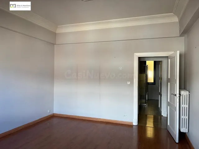 APARTAMENTO AL LADO DE SANTO DOMINGO — 3