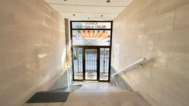 Ático 2 habitaciones 195m² en venta - Centro — 46