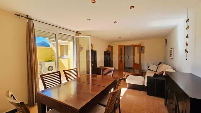 Apartamento 3 habitaciones 183m² en venta - Pueblo 18