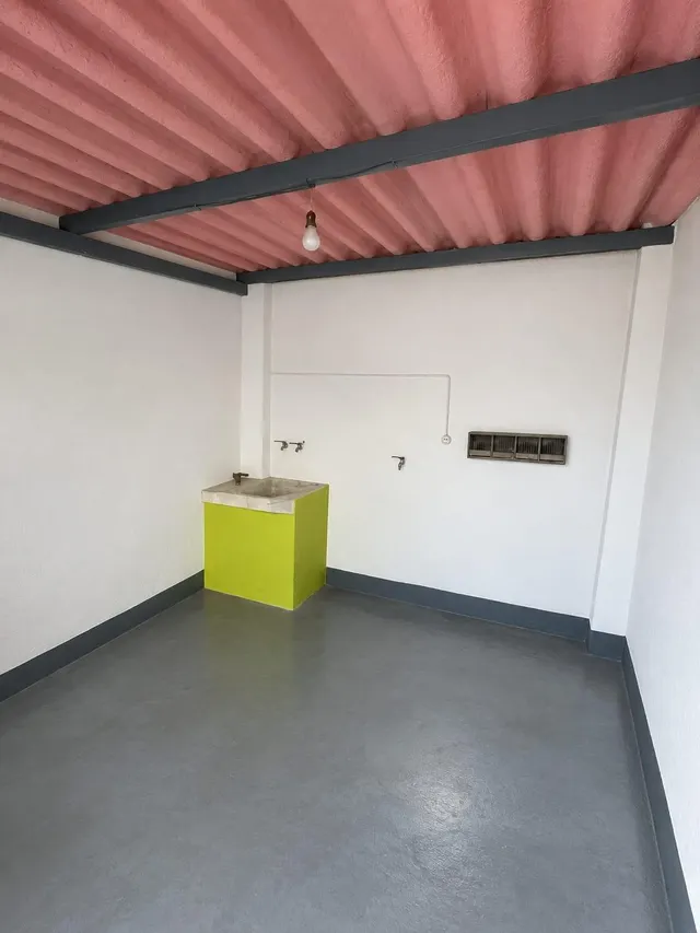 PISO EN PLANTA BAJA — 22