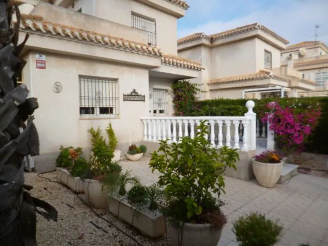 Villa 3 habitaciones 95m² en venta - La Zenia — 27