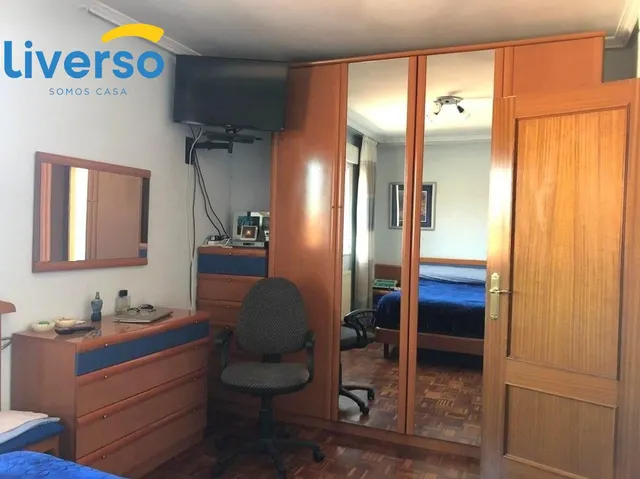 Amplio adosado de 4 dormitorios y con terraza de casi 10 m2. — 23