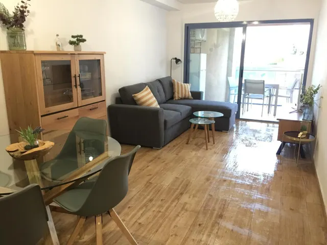 Elegante Apartamento en Cala Vila Joiosa con Piscina — 2