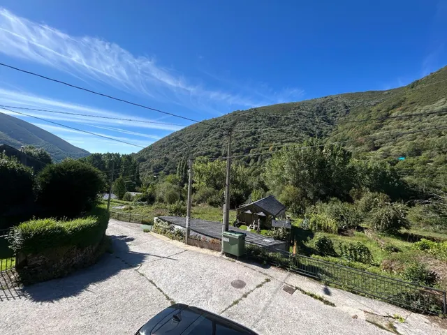 Encantadora Casa de Piedra en Villafranca del Bierzo por solo €65,000 — 25