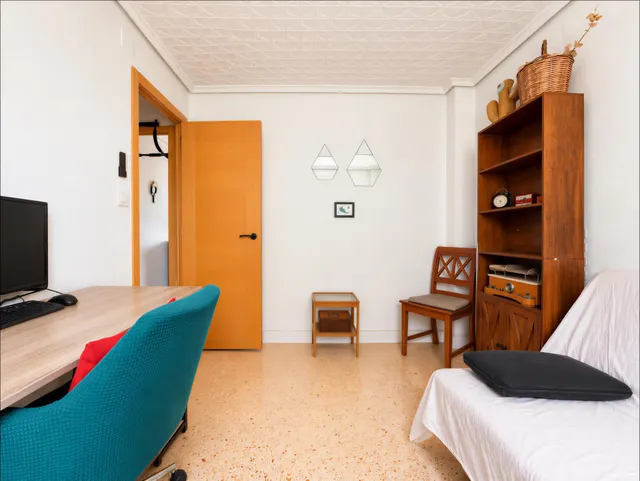 PISO A LA VENTA EN ALBORAYA — 44
