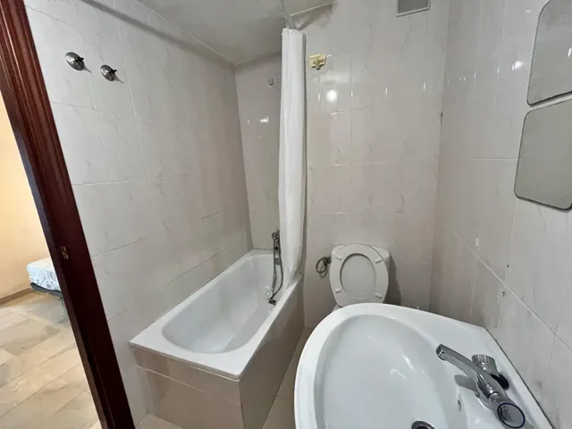 Apartamento de 1 dormitorio con terraza junto a la Universidad – El Ejido — 14