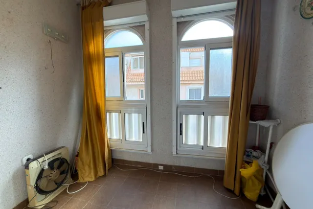 FABULOSO APARTAMENTO CON PISCINA COMUNITARIA, IDÓNEO COMO VACACIONAL — 29