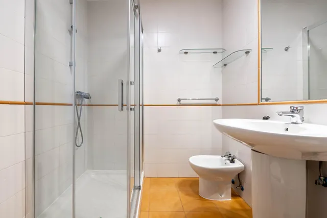 HABITACIÓN en Alquiler en Camino de Ronda, Granada — 19