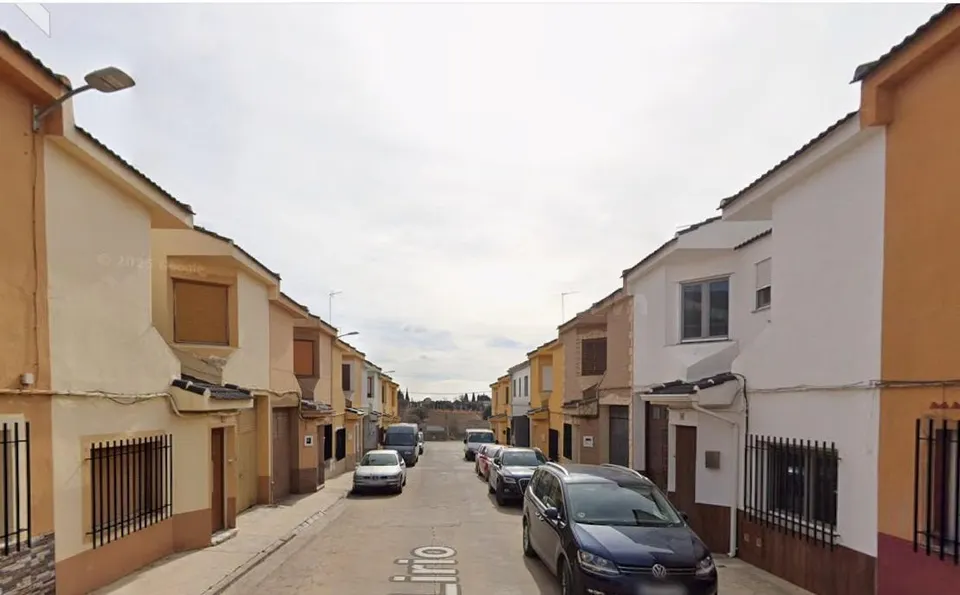 CASA EN QUINTANAR DEL REY