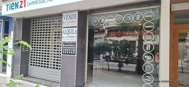 Alquiler de local comercial en el centro de Orihuela, con 11 - foto 2