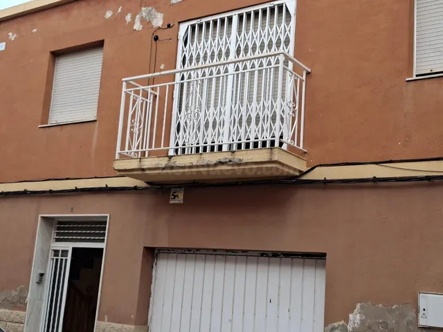 CASA FAMILIAR EN CASTELLON