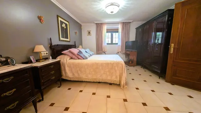 Exclusiva vivienda de planta baja en la prestigiosa Urbanización R-66 con 1.000 m2 de parcela y espectacular piscina privada — 37