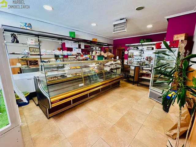 Local - Pastelería en Calle Rufino Martín, Ávila - foto 4