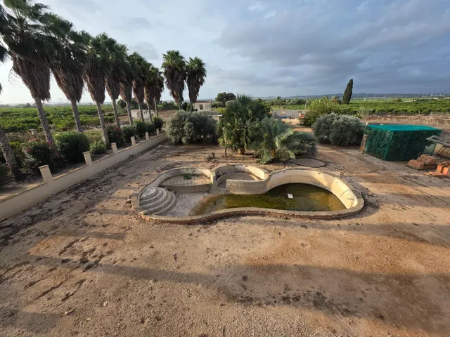 Espectacular finca rústica con proyecto de construcción y licencia en Los Montesinos — 14