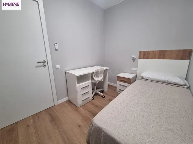 ALQUILER TEMPORAL DE HABITACIÓN PARA ESTUDIANTES — 2