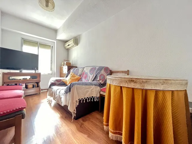 Piso 4 habitaciones 94m² en venta - Pinar del Rey - foto 4