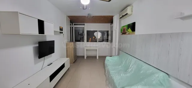 Acogedor Apartamento en Lo Pagan, Ideal para Inversión — 2