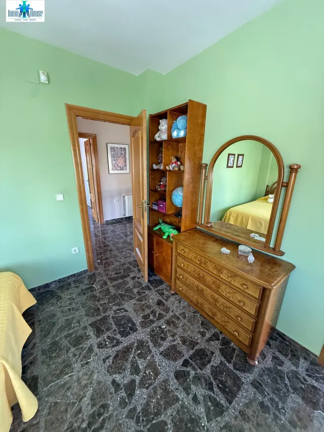 INMOHOUSE VENDE PAREADO — 47