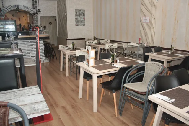 Restaurante 75m² en venta - Costa Del Sol - foto 2