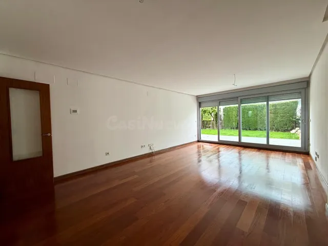 Piso con gran jardín privado en la zona de Turruñuelos - foto 5