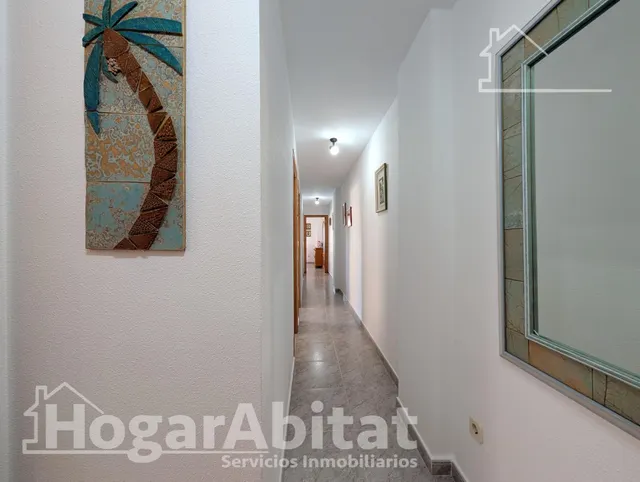 ¡vistas al mar! amplio y esquinero con garaje, terraza y estudio independiente — 45
