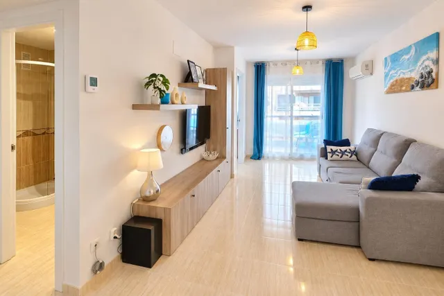 Precioso Apartamento Reformado en Primera Línea de Playa Amp