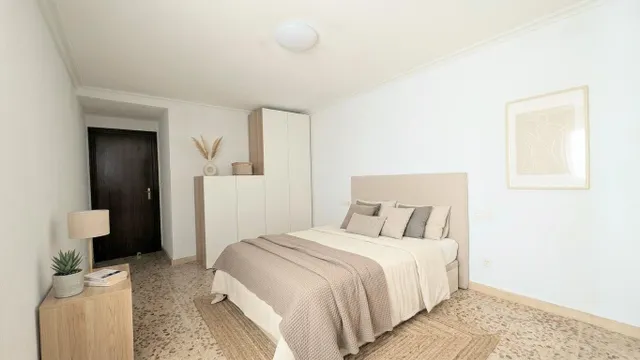 Reina victoria, junto al hiperber, 150 m2, 4 dormitorios, 2 baños, séptima planta con ascensor — 20
