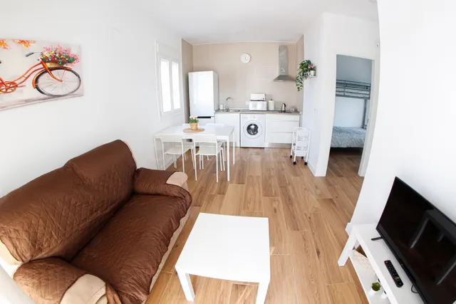 Coqueto apartamento con piscina compartida — 4