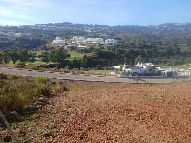 Parcela solar en Mijas Costa del Sol - 1.405 m² - foto 3