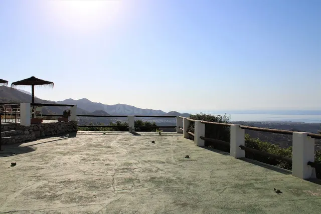 Villa 3 habitaciones 423m² en venta - Costa del sol - foto 2