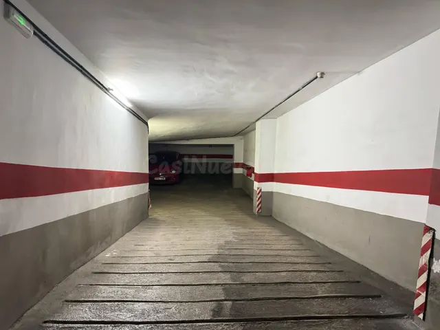 ¡Plaza de moto en alquiler por solo 30€/mes! - foto 3