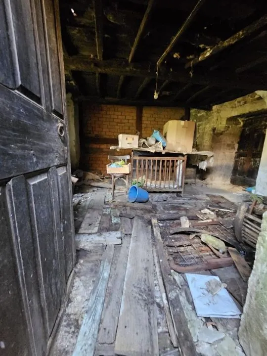 !!! SE VENDE CASA CON 2500 M2 DE TERRENO EN NOGUEIRA DE RAMU - foto 5