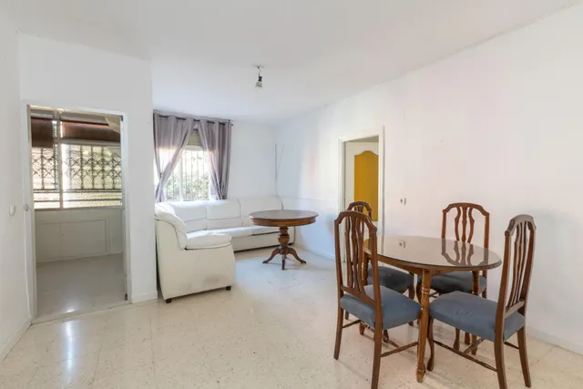 VENTA DE PISO EN EL BARRIO DE CASERIO DE MONTIJO DE 3 DORMITORIOS CON POSIBILIDAD DE 4 DORMITORIOS EN EDIFICIO CON ASCENSOR — 10
