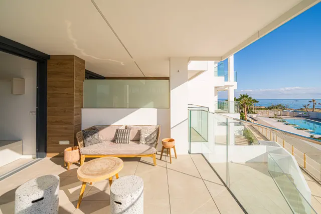 ATICO DE NUEVA construcción EN VENTA  EN DENIA, PRIMERA LINEA, COSTA BLANCA. — 2