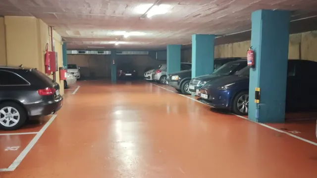 Parking de moto 5m² en alquiler - Eixample — 7