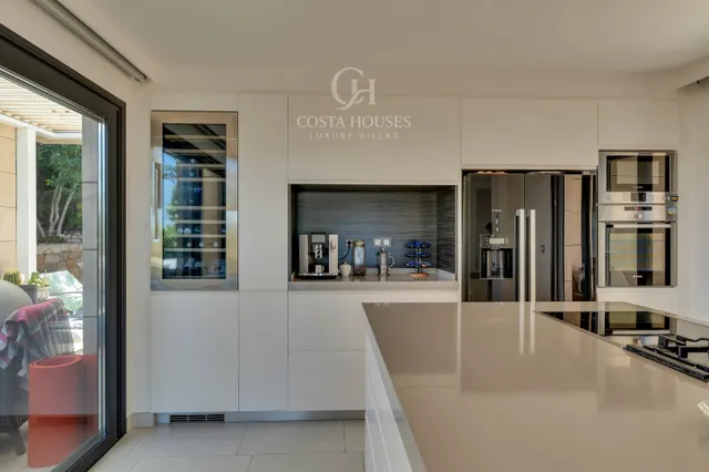 Villa vitalis · arquitectura, luz y bienestar privado frente al montgo javea — 26