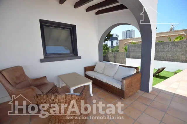 PRECIOSO CHALET REFORMADO CON PISCINA, GARAJE Y DOS TERRAZAS — 10