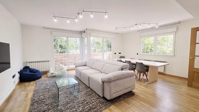 ¡EN ALQUILER PARA ESTUDIANTES! PISO TIPO ESTUDIO EN EXCLUSIVO CHALET EN VILLANUEVA DE LA CAÑADA — 15