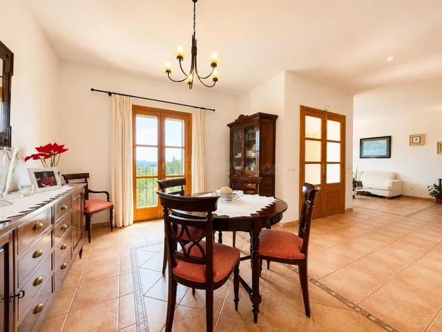 Chalet de ensueño con piscina y vistas a la Serra de Tramunt - foto 4
